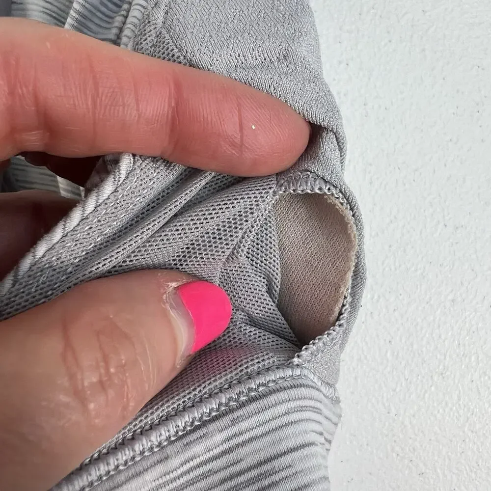 Lululemon Sz‎ 6 Free To Be Serene Bra Light Support C/D Cup Nimbus Battleship